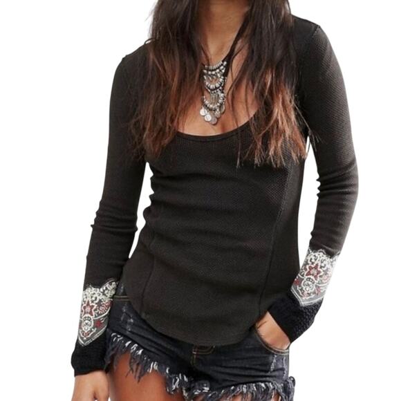Free People We The Free XS Bandana Cuff Waffle Knit Thermal Shirt Charcoal Grey - Picture 1 of 16